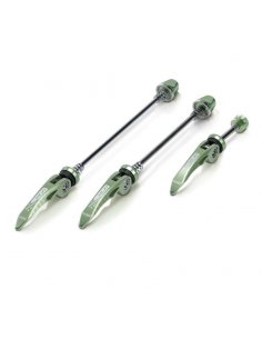 Juego de cierres rápidos para ruedas de bicicleta XLC QR-L05 color verde anodizado palanca aluminio.
